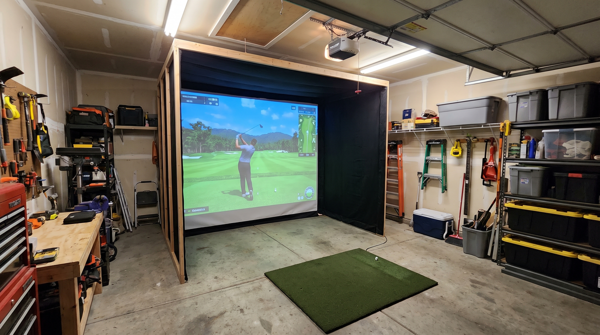Custom Golf Simulator Builds in Clarksville & Middle Tennessee